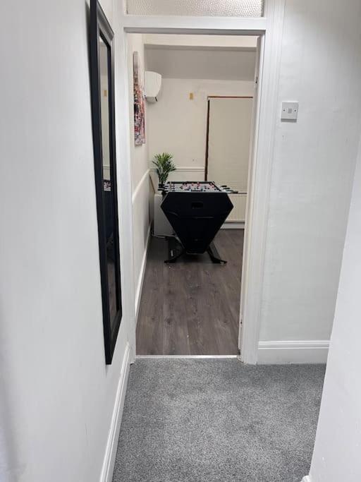 Spacious 3 Bed Flat - Beach Nearby - No Pets 사우스엔드온시 외부 사진