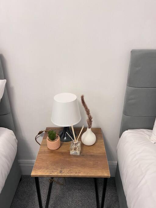 Spacious 3 Bed Flat - Beach Nearby - No Pets 사우스엔드온시 외부 사진