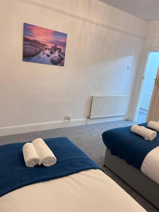 Spacious 3 Bed Flat - Beach Nearby - No Pets 사우스엔드온시 외부 사진